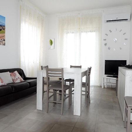 Orizzonte Etna Apartment คาตาเนีย ภายนอก รูปภาพ