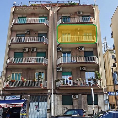 Orizzonte Etna Apartment คาตาเนีย ภายนอก รูปภาพ