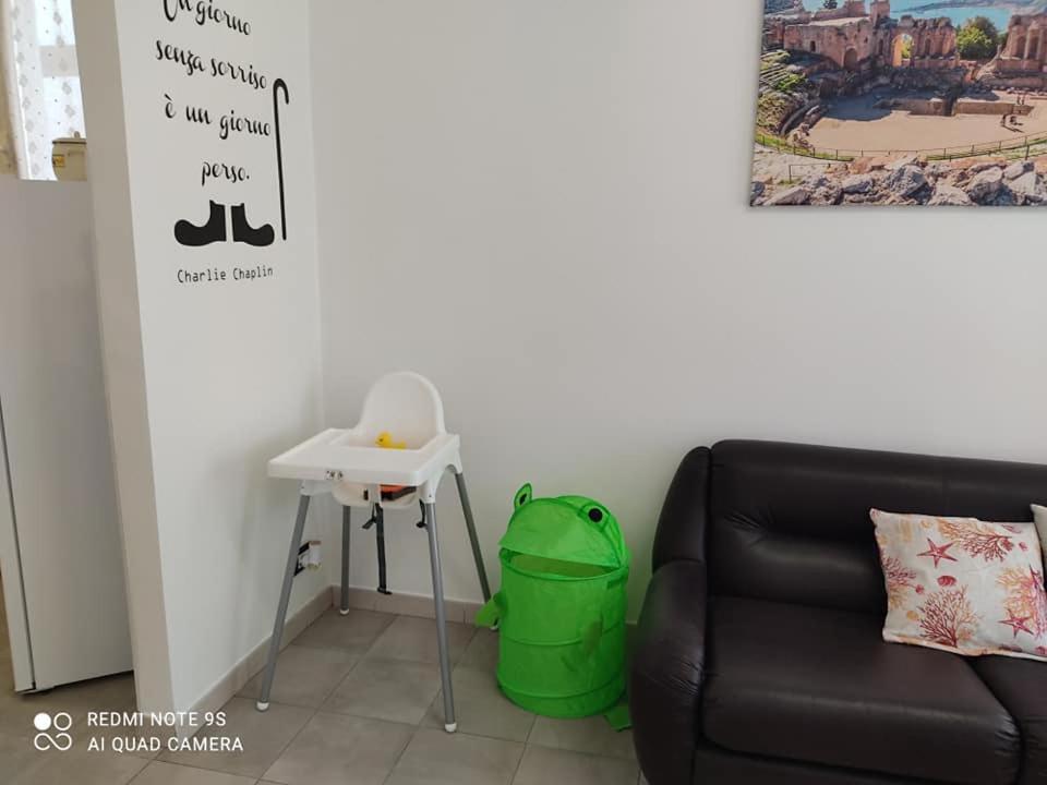 Orizzonte Etna Apartment คาตาเนีย ภายนอก รูปภาพ
